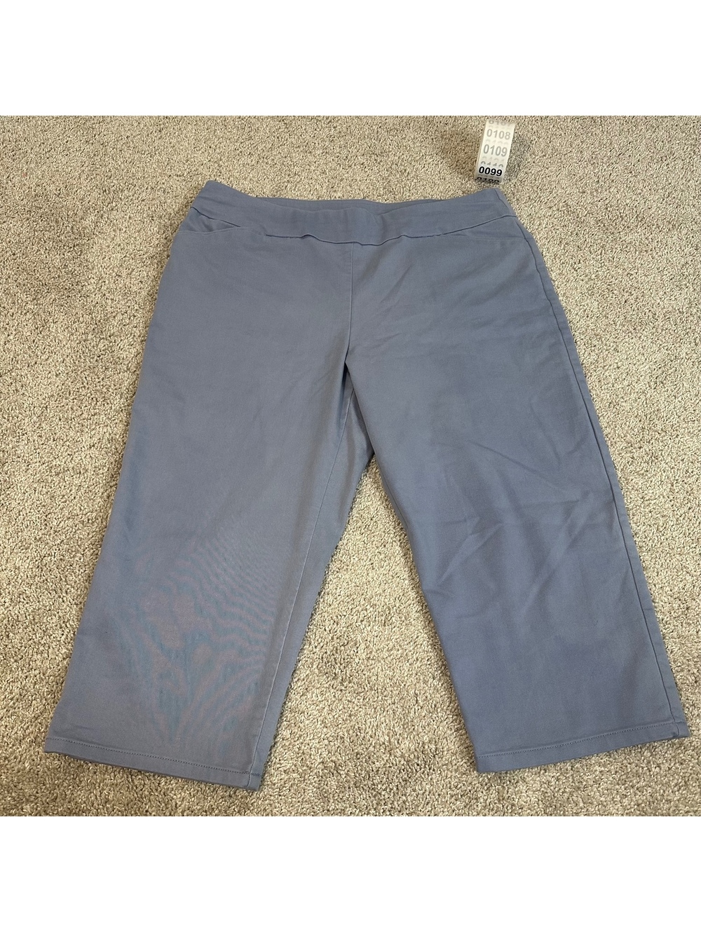 Croft & Barrow gray capri pants